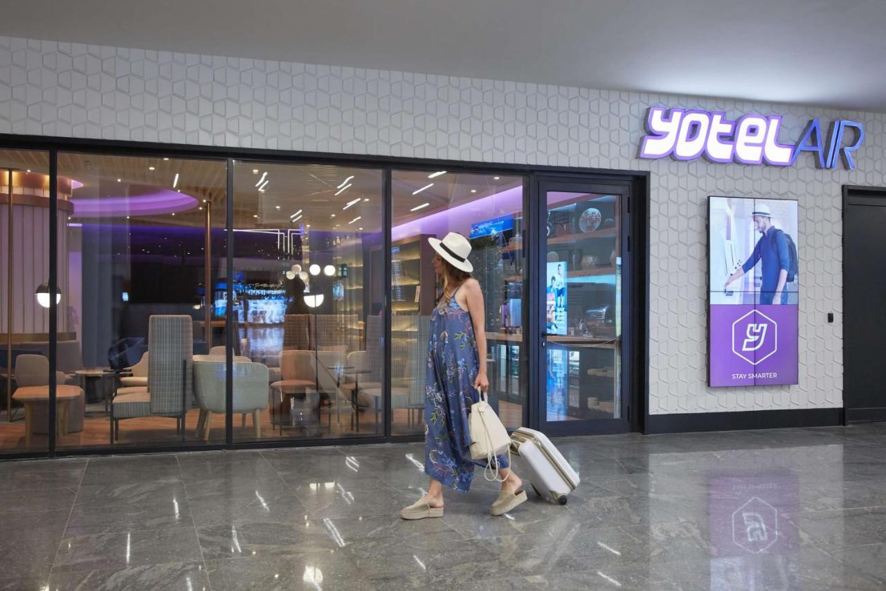 Отель Yotelair Airport, Duty Free - International Transit Area